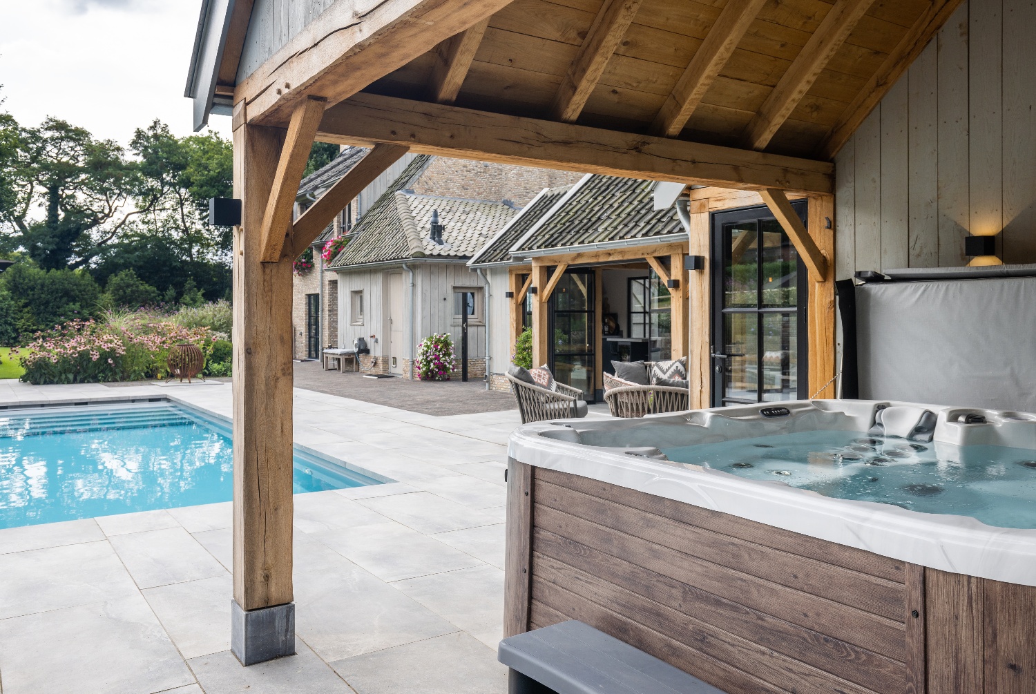 Projecten Landelijke Tuin Met Luxe Spa En Starline Zwembad Welson